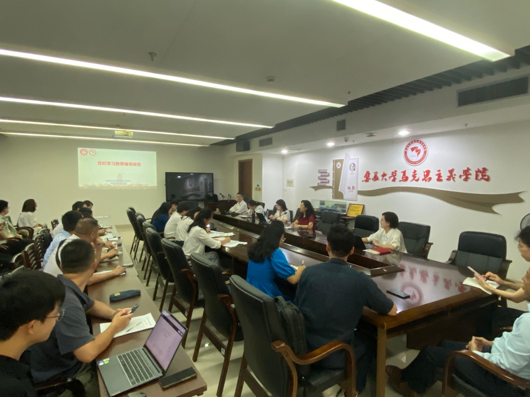 xiangpian.jpg xiangpian.jpg